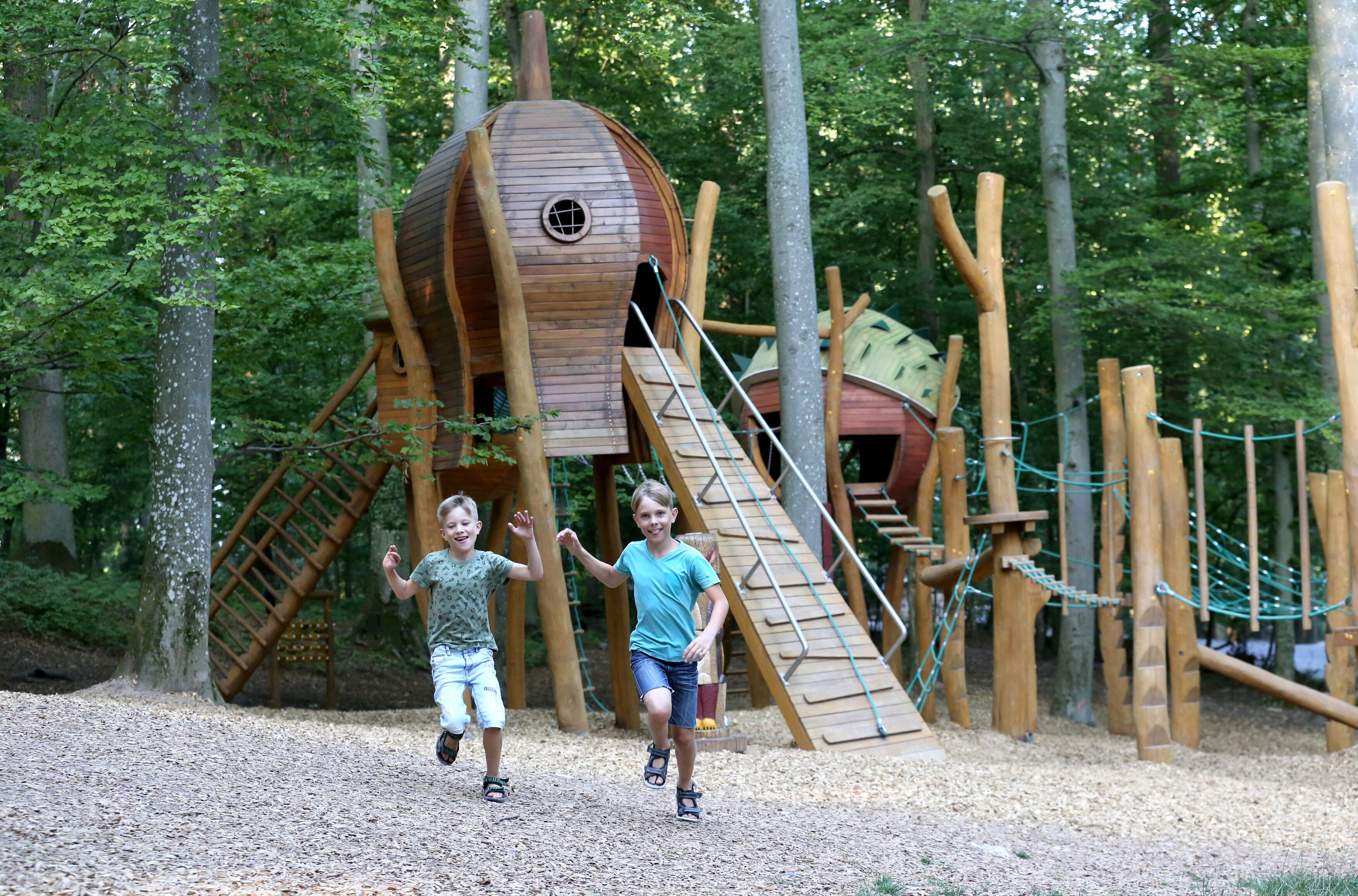 Außen-Kinderspielplatz