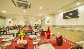 Dining - The Basil Park (Bhavnagar)