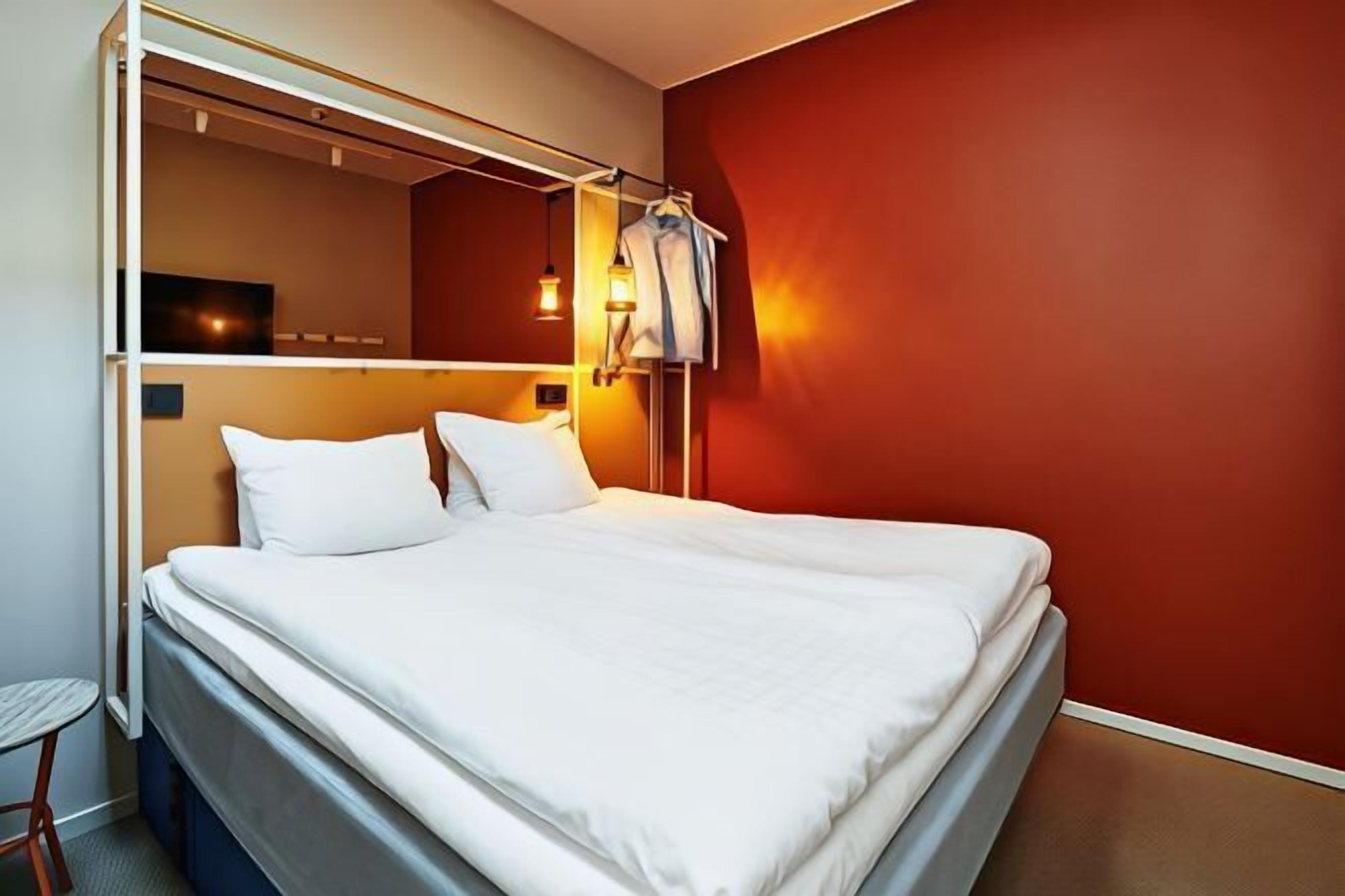 Caja fuerte, wifi gratis, ropa de cama