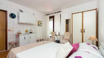 Premium Double Room | Memory foam beds, in-room safe, desk, soundproofing