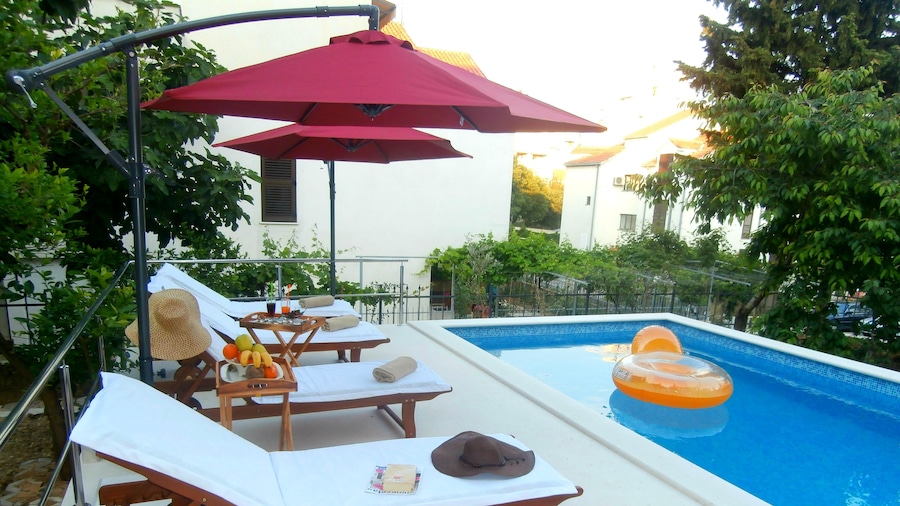 Apartments Cordis