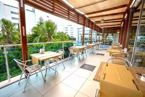 Terrace/patio - Çenger Beach Resort Spa - All Inclusive (Manavgat)