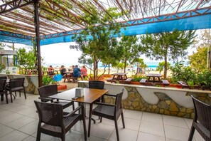 Terrace/patio - Çenger Beach Resort Spa - All Inclusive (Manavgat)