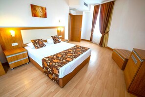 Minibar, in-room safe, WiFi, wheelchair access - Çenger Beach Resort Spa - All Inclusive (Manavgat)