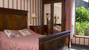 Standard Double Room | In-room safe, desk, cribs (free), WiFi (free) - Hotel Le Commerce (Mirepoix)