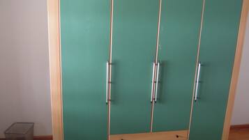 Standard-Apartment, 2 Schlafzimmer | Zimmerausstattung