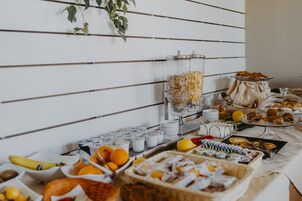 Colazione a buffet a pagamento, servita tutte le mattine