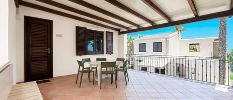 Apartment, 3 Bedrooms, Garden View (Trilocale) | Terrace/patio