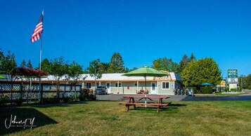 Área de parrillas y picnic