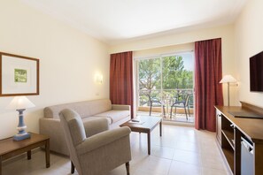 Sengetøy av topp kvalitet, safe på rommet og skrivebord