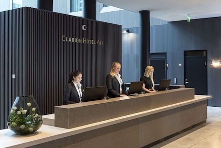 Lobby. Clarion Hotel Air