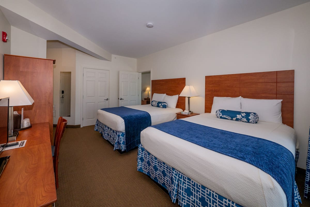Suite Deluxe, 2 camere da letto, balcone | 1 camera, Wi-Fi, lenzuola