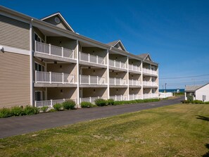 Exterior -  Ocean Sands at York Beach (York Beach)