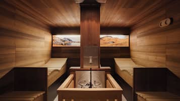 Sauna, Whirlpool, Dampfbad, Körperbehandlungen, Warmsteinmassagen