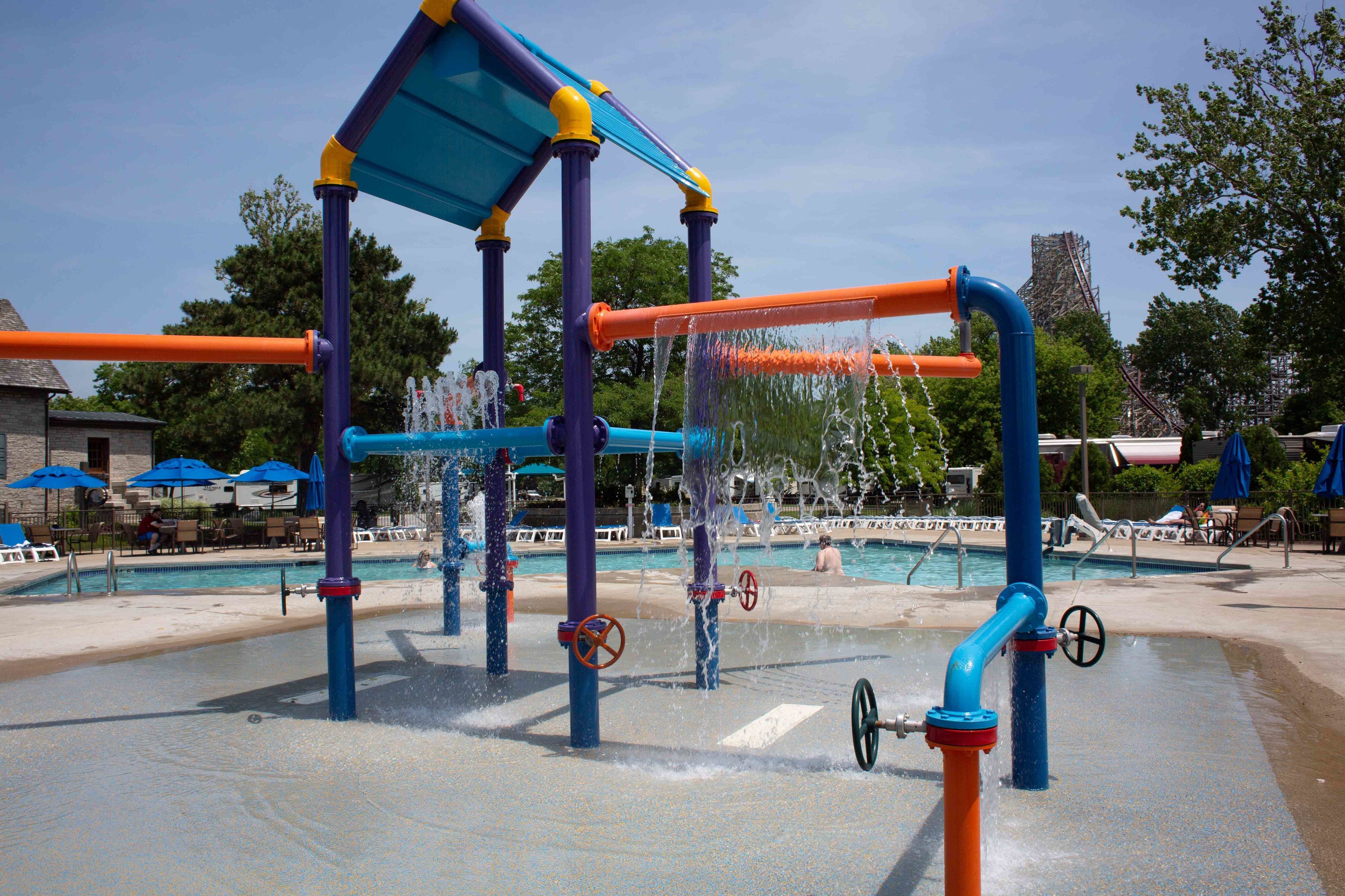 Outdoor pool, a heated pool, pool umbrellas, sun loungers