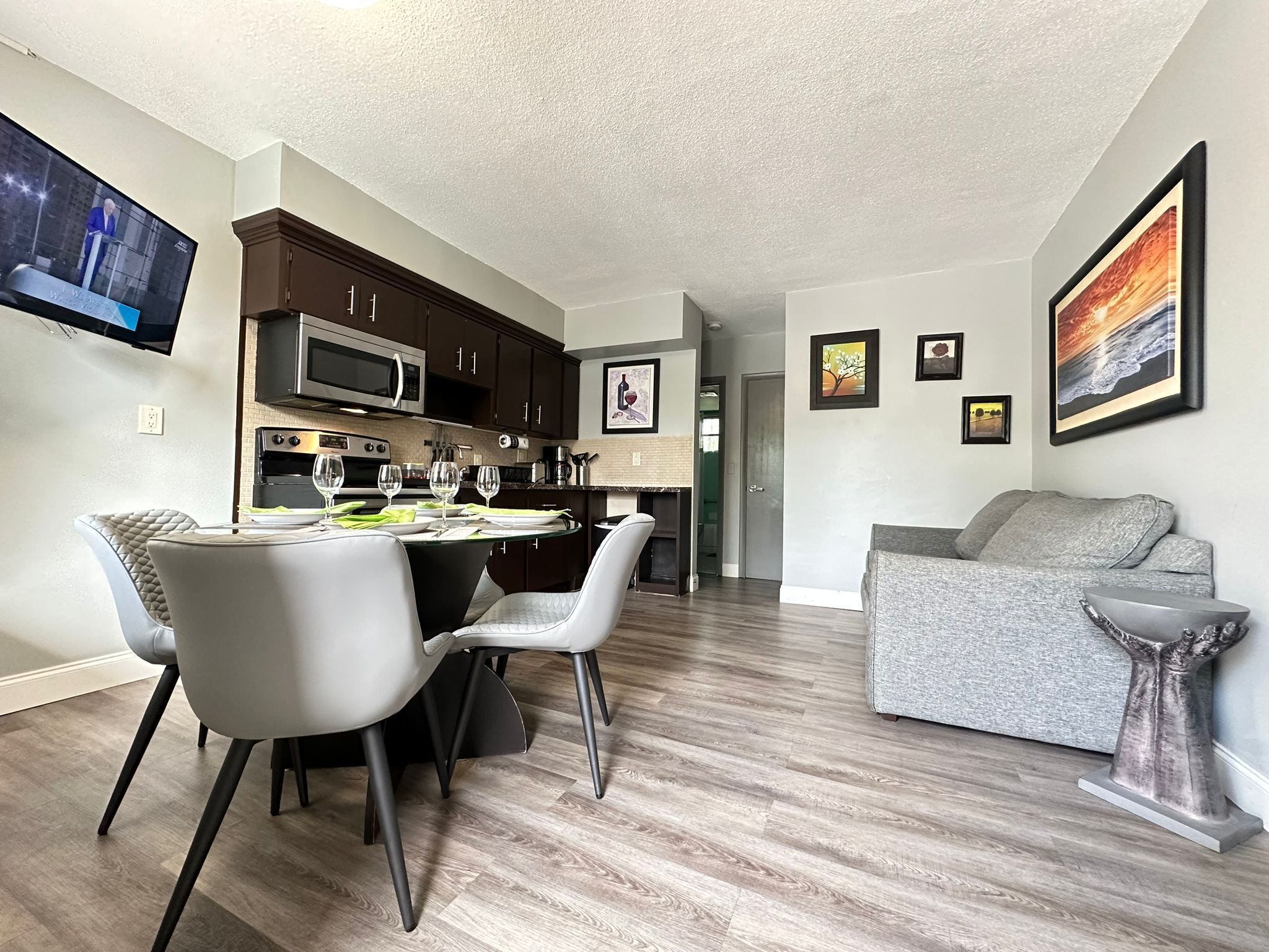 Comfort Apartment, 2 Bedrooms, Kitchen, Pool View | Living area | Flat-screen TV