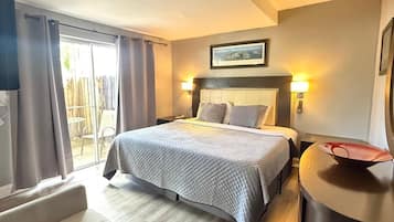 Comfort Apartment, 1 Bedroom, Kitchen, Pool View | 2 bedrooms, Egyptian cotton sheets, premium bedding, memory-foam beds