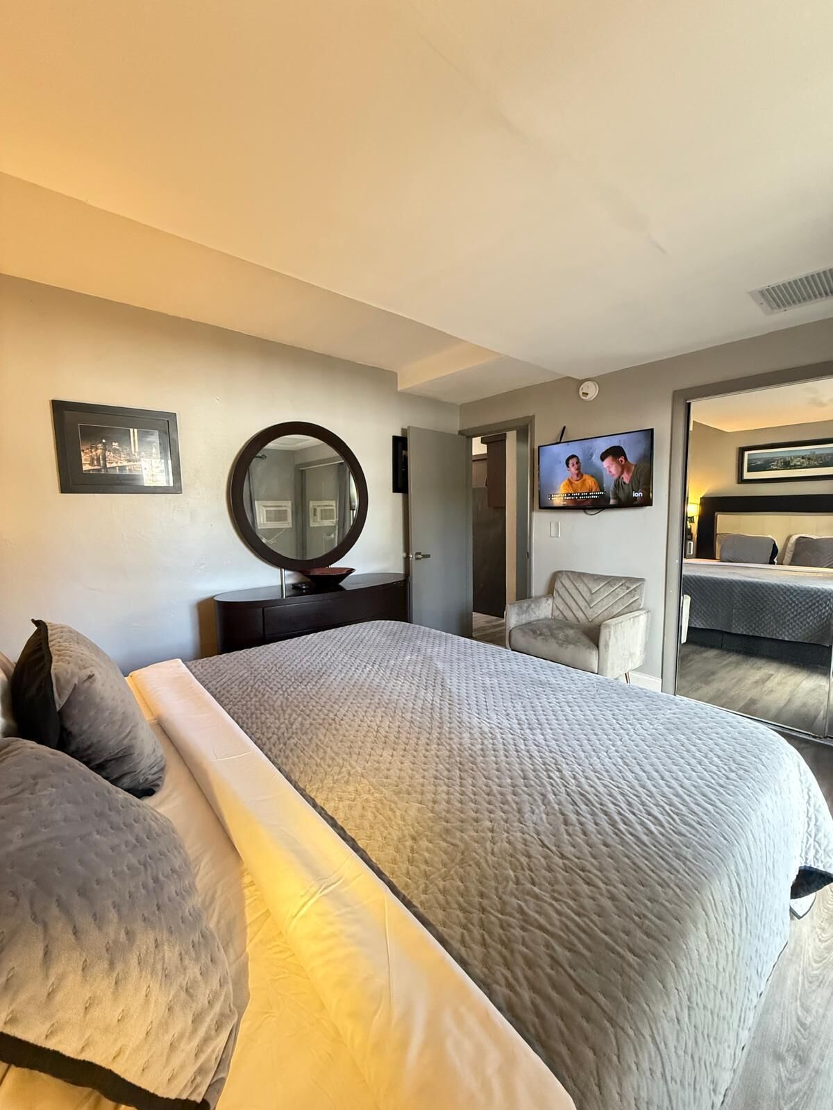 Appartement Confort, 1 chambre, cuisine, vue piscine | Draps en coton égyptien, literie de qualité supérieure