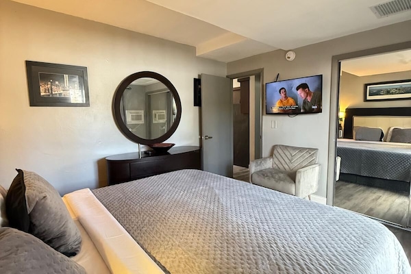 Comfort Apartment, 1 Bedroom, Kitchen, Pool View | Egyptian cotton sheets, premium bedding, memory foam beds, in-room safe