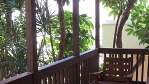 Unclassified image, 5 of 20, button - Ed & Ellens Lodging Key largo (Key Largo)