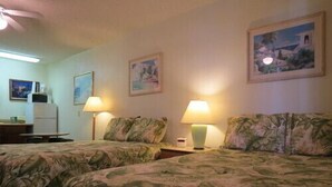 Unclassified image, 2 of 20, button - Ed & Ellens Lodging Key largo (Key Largo)