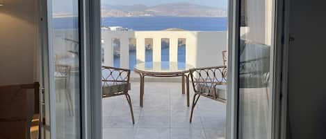 Villa Prestigio, en edificio contiguo | Vista desde la habitación