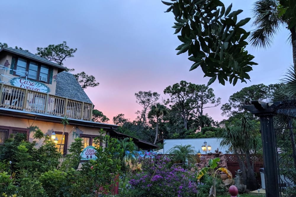 Casa Coquina Del Mar B&B