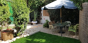 Exclusive-Villa, 2 Schlafzimmer, 2 Bäder, Gartenblick | Terrasse/Patio