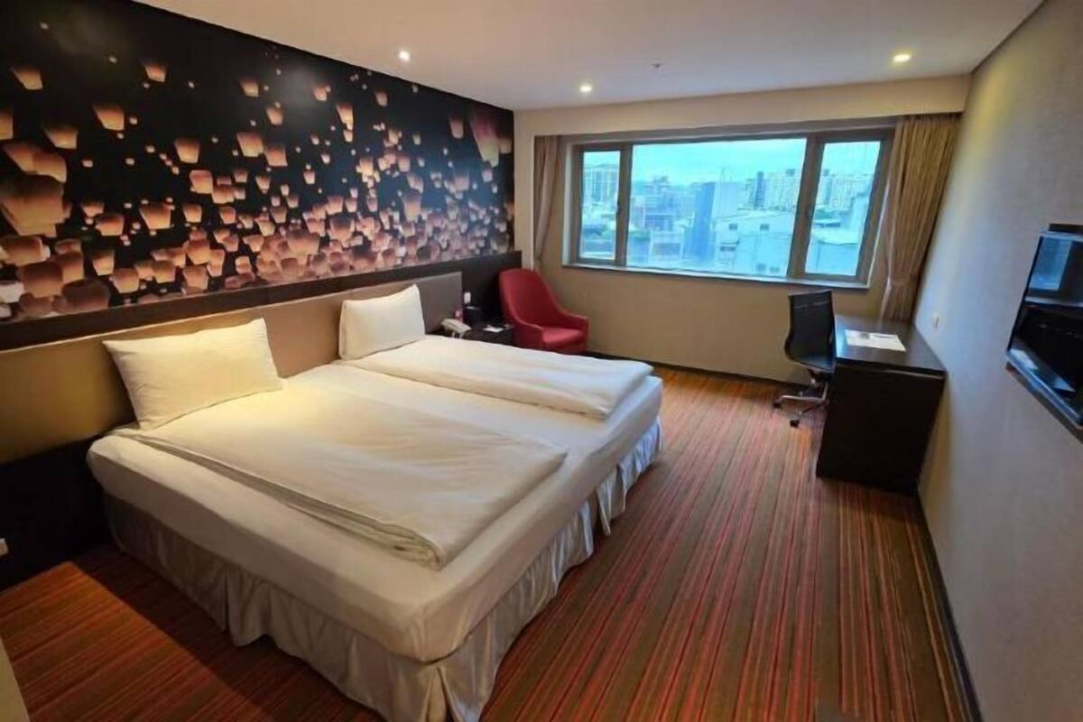 1 Schlafzimmer, hochwertige Bettwaren, Minibar, Zimmersafe