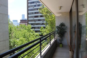 Balcony - Providencia Town Apartments (Santiago)
