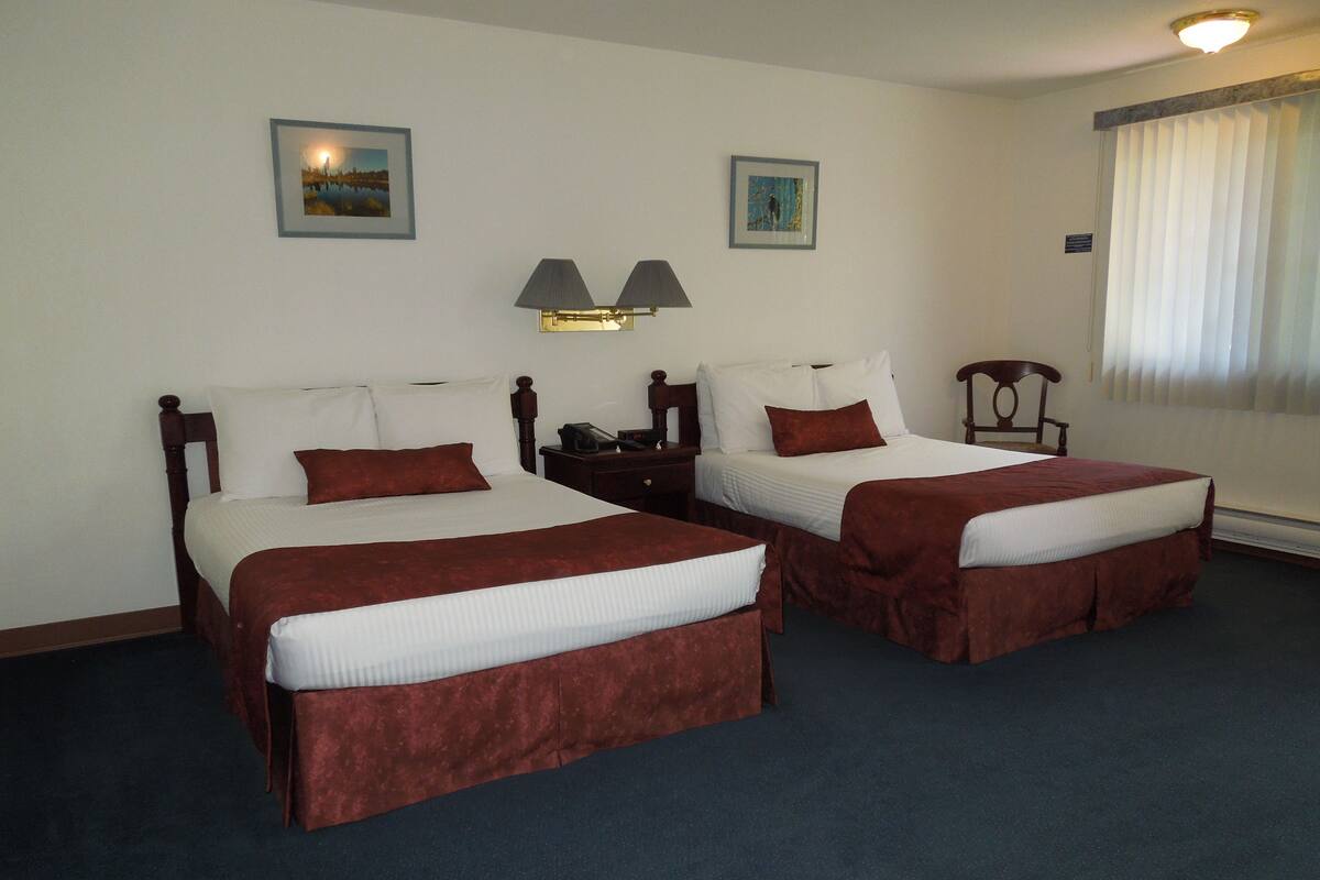 Double Room, 2 Double Beds