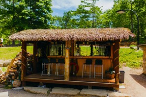 Terrace/patio - Footprints Resort (Hastings Highlands)