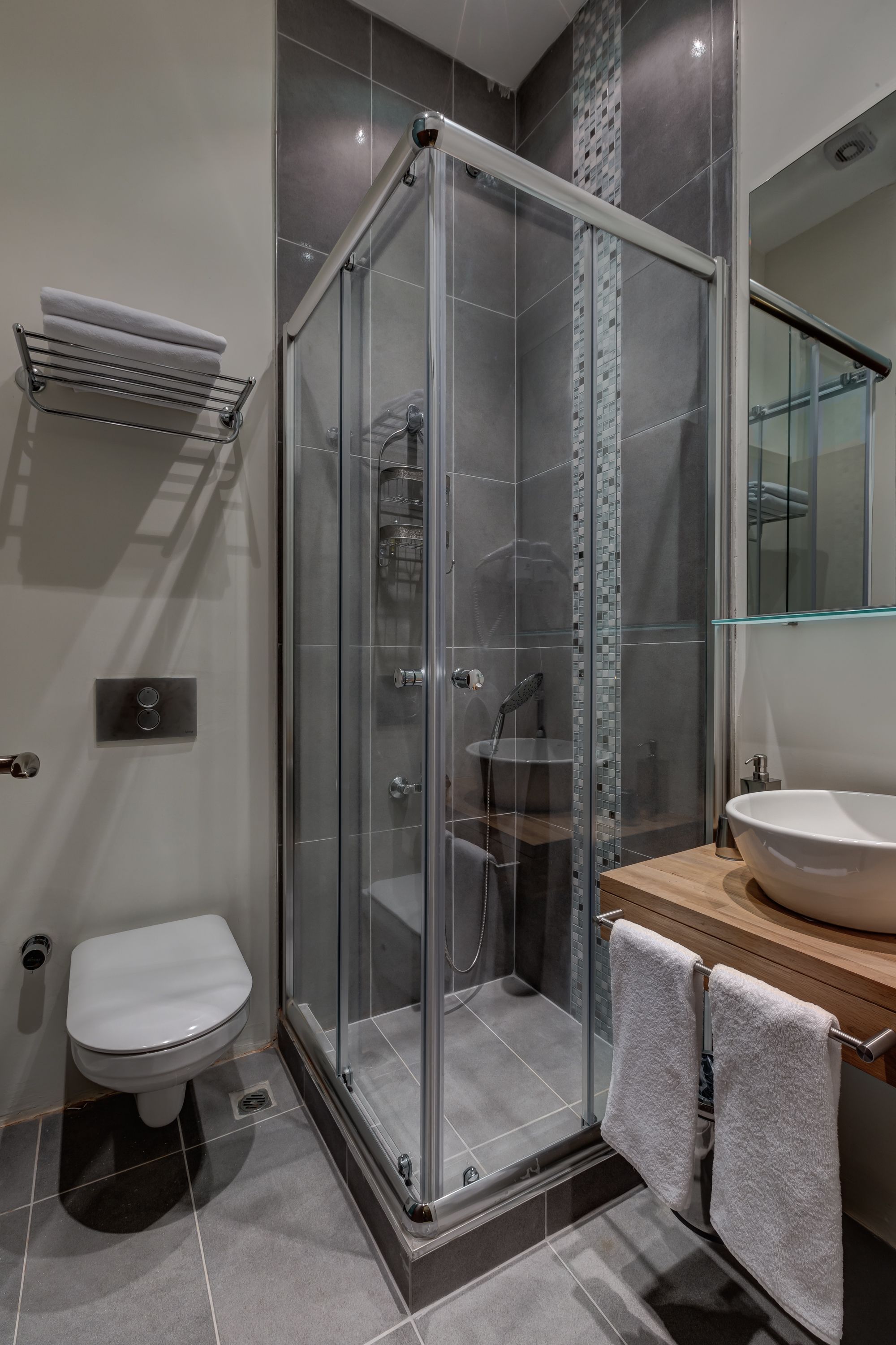 Photo - No11 Hotel & Apartments