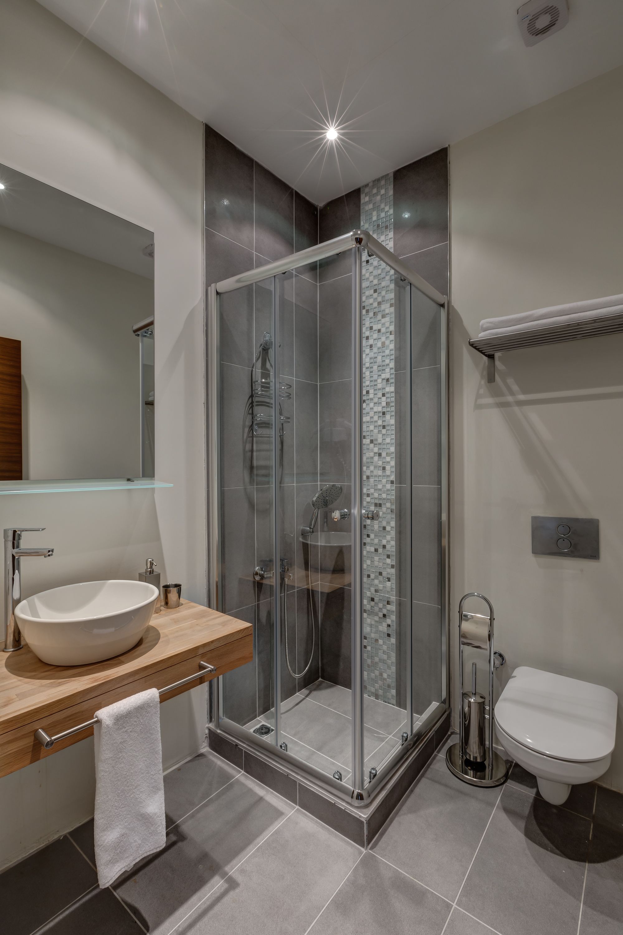 Photo - No11 Hotel & Apartments