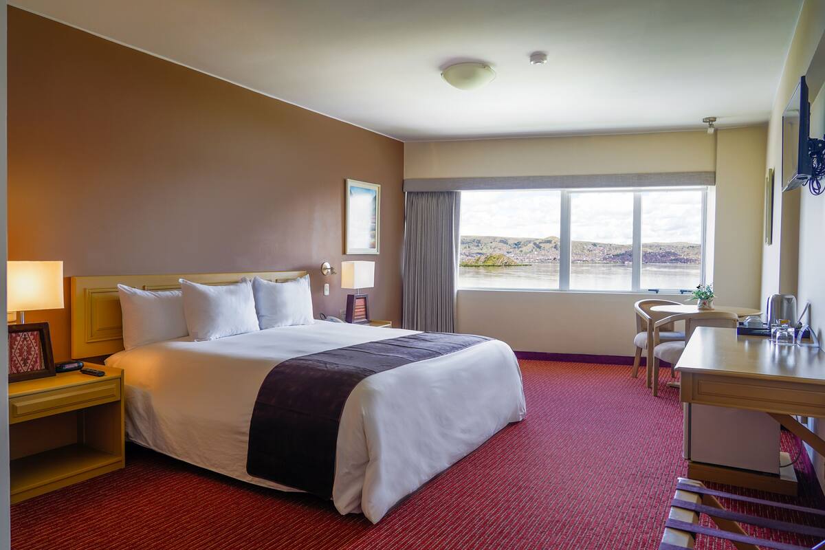 Single Room | Premium bedding, minibar, in-room safe, desk