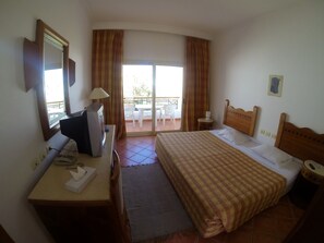 Panoramic Double or Twin Room, Pool View | Minibar, desk, free cribs/infant beds, rollaway beds - Holiday Service College & Diving (Sharm El Sheikh)