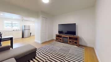 ์คํ ๋ค๋ ์ํํธ, ์นจ๋(์ฌ๋ฌ ๊ฐ), ๊ธ์ฐ, ์ฃผ๋ฐฉ (Living Room;with Sofabed) | ๋ค๋ฆฌ๋ฏธ/๋ค๋ฆฌ๋ฏธํ, ๋ฌด๋ฃ WiFi, ์นจ๋ ์ํธ