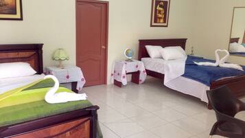 1 slaapkamer, een minibar, individueel gemeubileerd, een bureau