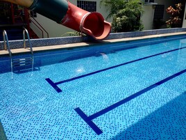 Outdoor pool, pool loungers