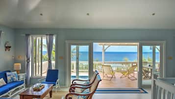 Villa 4 Bedrooms Ocean View with Kitchen | Living area | 40-inch flat-screen TV with digital channels, TV, ping pong