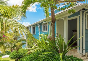 Exterior - White Caps (Bathsheba)