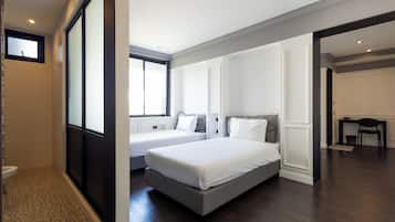 Deluxe Two bedroom (Elevator Available) | Desk, blackout drapes, soundproofing, free WiFi