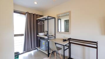 Standard Twin Room | Room amenity