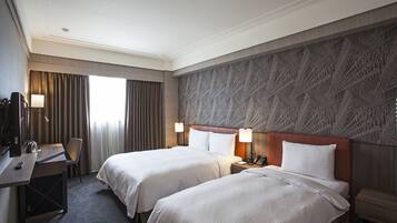 Luxury Triple Room | View from room