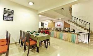 Desayuno buffet incluido todos los días