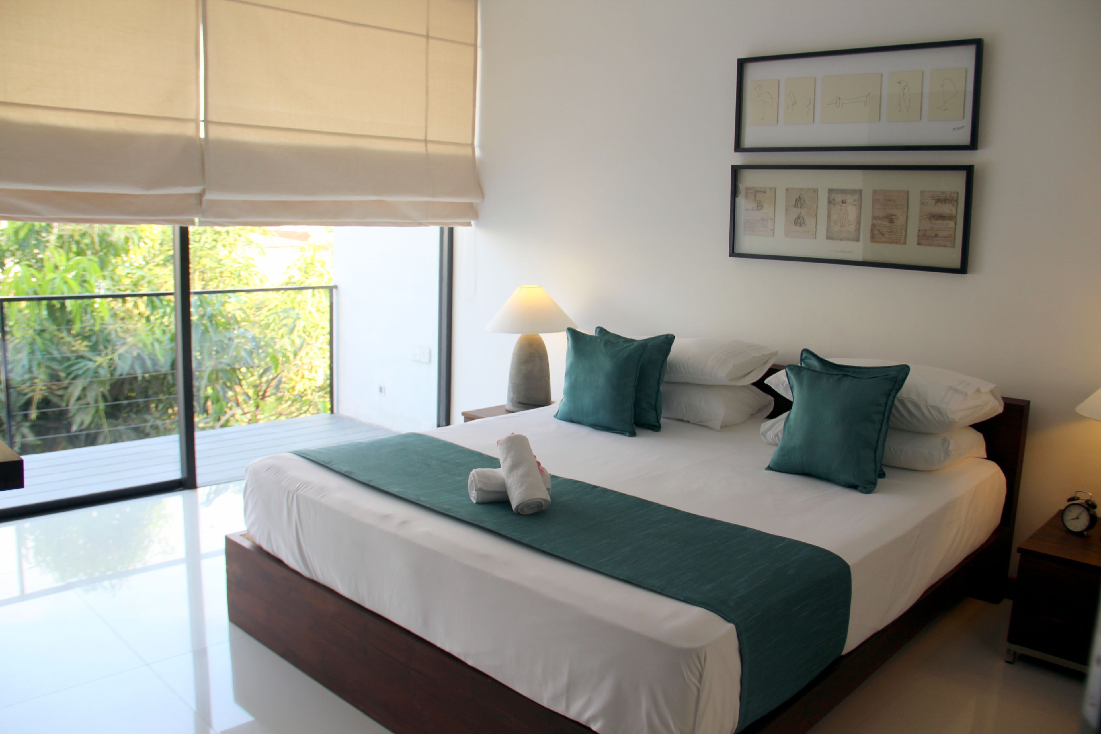 junior suite, 1 king bed, city view | 1 bedroom, premium bedding, minibar, in-room safe