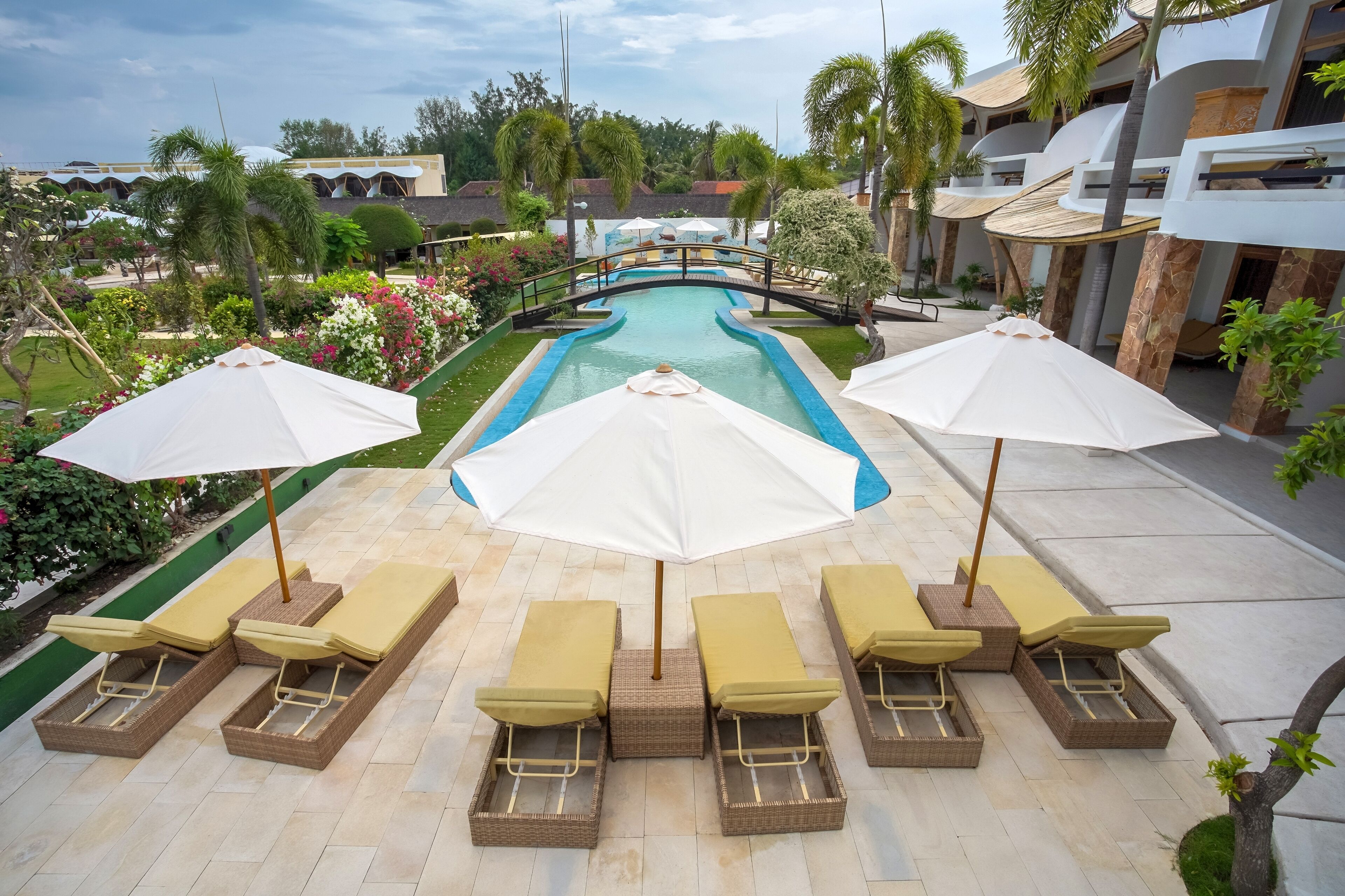 ART SUITE ROOM | Minibar, in-room safe, desk, blackout drapes