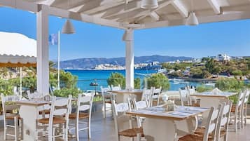 FrĂŒhstĂŒck, Mittagessen, Abendessen, mediterrane KĂŒche