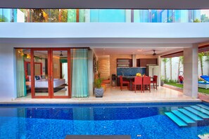 Piscina externa