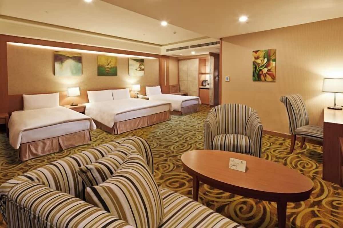 In-room safe, desk, free WiFi, bed sheets